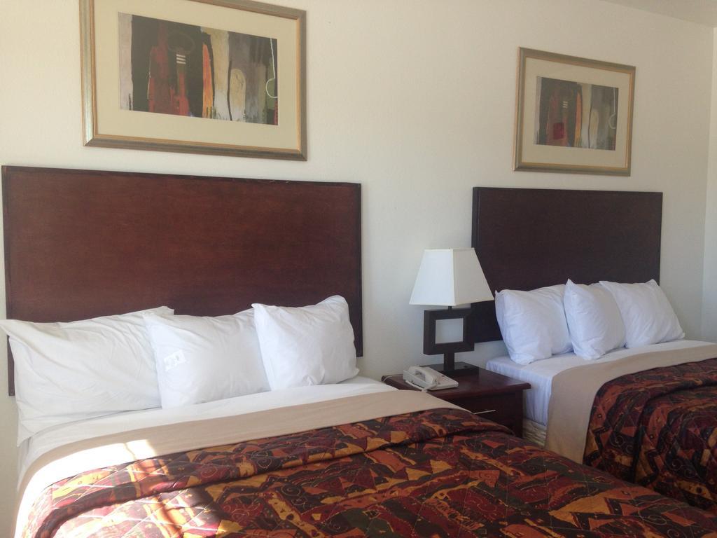 America Inn & Suites Ridgecrest Phòng bức ảnh